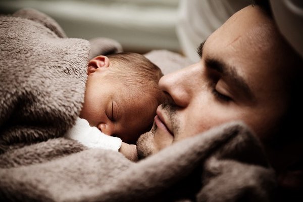 Où faire dormir bébé dans la journée ?
