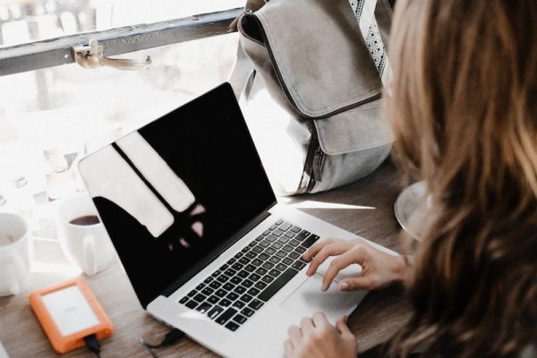 Technologie de l’information : clés pour une gestion efficace des réseaux, équipements et données